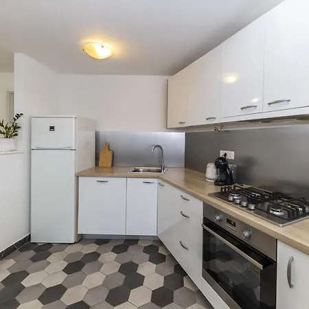 Apartment 23 And 25 With Free Private Parking