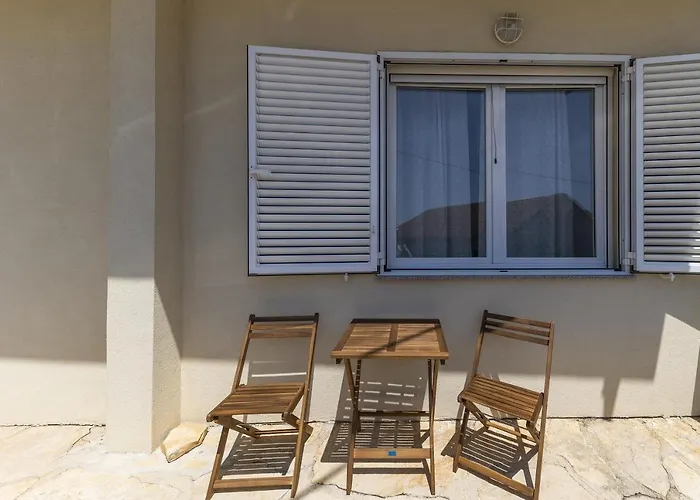 Apartment 23 And 25 With Free Private Parking